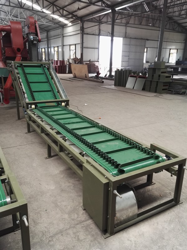 大傾角輸送機(jī)